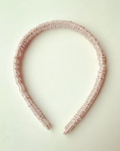 Load image into Gallery viewer, Pure Silk Ruched Hairband
